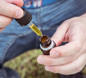 Le CBD est-il efficace pour les douleurs articulaires ? Le CBD est-il efficace pour les douleurs articulaires ?