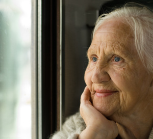 Les retraitées vivant seules, grandes perdantes du pouvoir d'achat Les retraitées vivant seules, grandes perdantes du pouvoir d'achat