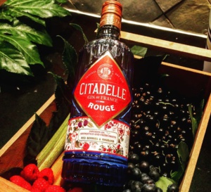 Gin Citadelle Rouge de la maison Ferrand Gin Citadelle Rouge de la maison Ferrand