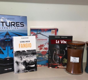 Cadeaux de Noël : sous le sapin ou dans la hotte du Père Noël Cadeaux de Noël : sous le sapin ou dans la hotte du Père Noël