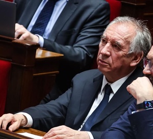 Retraite à 62 ans : François Bayrou ferme la porte à un retour en arrière Retraite à 62 ans : François Bayrou ferme la porte à un retour en arrière