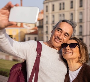 Bien vivre sa retraite : quand la soif de loisirs rencontre la réalité économique Bien vivre sa retraite : quand la soif de loisirs rencontre la réalité économique