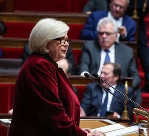 Fin de vie : le droit à l’aide à mourir qui divise la France et ses politiques