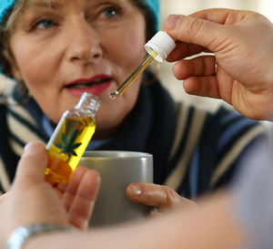 Les bienfaits du CBD : pourquoi pas l'intégrer à votre routine bien-être ?