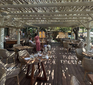 Corse du sud : l'incontestable café de la plage d'Arone
