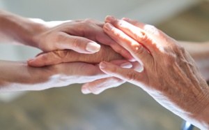 Ensemble pour les plus fragiles : aidons-nous à vivre, pas à mourir, l'appel de Philippe Pozzo di Borgo