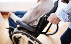 CESE : des pistes pour mieux prendre en charge la perte d'autonomie des ainés