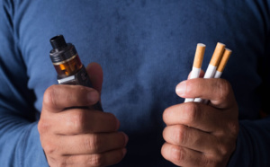 Cigarette électronique : les conseils d'un spécialiste pour bien débuter son sevrage tabagique