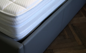 Le sommeil chez les seniors : faites la différence avec un matelas à mémoire de forme