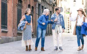 Comment s'habiller après 60 ans sans sacrifier son style en 2024 ?