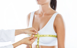 Jusqu'à quel âge peut-on réaliser une réduction mammaire ?