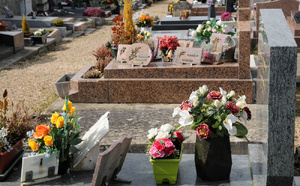 Fleurs de deuil : un dernier adieu empreint de respect