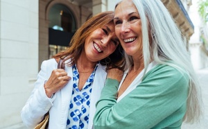 Vieillir au féminin : pourquoi les Françaises de 40 à 65 ans réclament plus de reconnaissance