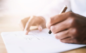 Assurance obsèques : les nouveaux seniors Français se préparent davantage