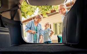 Vacances 2026 : pourquoi les seniors vont payer plus cher leurs locations