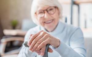 Prévoir sa dépendance : pourquoi les Français attendent toujours le dernier moment ?
