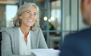 Emploi seniors 57+ : une aide de 4000€ sur 2 ans pour inciter les employeurs à recruter