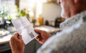 QR codes piégés dans les boîtes aux lettres : cette arnaque qui cible les seniors explose en 2026