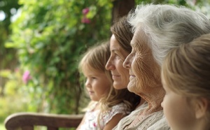 Espérance de vie : le poids des gènes réévalué à la hausse par une nouvelle étude