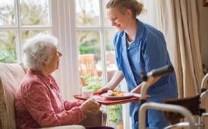 APA 2026 : montant, conditions, grille GIR et démarches pour en bénéficier