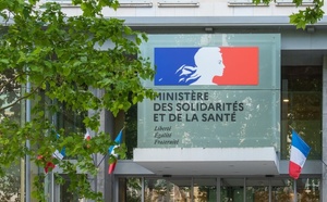 Autonomie des seniors : la nouvelle ministre qui hérite du dossier le plus brûlant du gouvernement