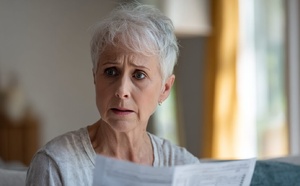 Frais bancaires de succession plafonnés à 857 € : la faille que les banques exploitent déjà