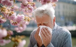 Pollens : ces seniors qui découvrent à 65 ans qu'ils sont allergiques pour la première fois de leur vie