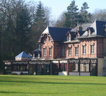 Normandie : les seniors ont la cote avec Châteaux &amp; Manoirs