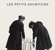 Les petits sacrifices de Caroline Sers : une famille fort minable