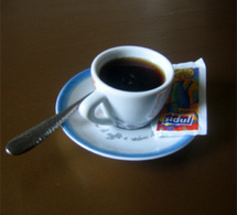 Ostéoporose : la consommation de café ne semble pas aggraver le risque de fracture