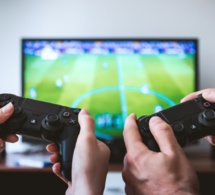 Monique, 70 ans et Marcel, 95 ans : champions de e-Sport