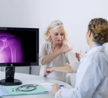 Les douleurs de l'épaule : le point avec l'association française de chiropraxie