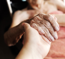 Convention citoyenne sur la fin de vie : les préconisations des Petits Frères des Pauvres Convention citoyenne sur la fin de vie : les préconisations des Petits Frères des Pauvres