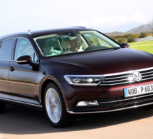 Volkswagen Passat 1.4 TSI DSG7 blue motion : Volkswagen monte en gamme