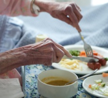 Les acteurs du portage à domicile de repas doivent savoir s'entourer