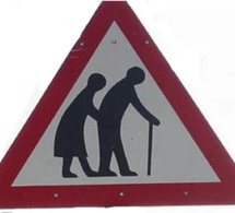 Attention : traversée de seniors... une nouvelle signalétique en Belgique