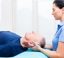 Liens entre douleurs rachidiennes et maladies chroniques : le point avec l'Association Française de Chiropraxie