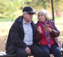 Le top 3 des meilleurs smartphones pour un senior