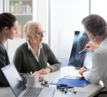 Ostéoporose : une plateforme en ligne pour aider à mieux gérer la maladie au quotidien