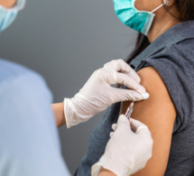 Une campagne de "renouvellement vaccinal" pour les plus âgés et les plus vulnérables
