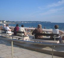 La population française vieillit et remporte la palme de l’espérance de vie en Europe