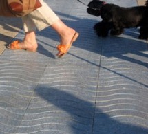 Réapprendre à marcher grâce à la musique et éviter les chutes…