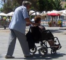 Handicap et vieillissement : des maisons accueillent les parents âgés d’enfants handicapés