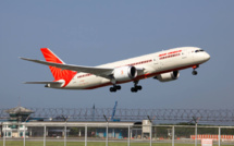 Air India : le personnel de bord n'a pas le droit aux cheveux gris...