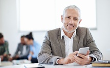Emploi seniors 2026 : le nouveau malus financier qui va inciter les patrons à vous garder