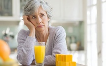 Jus de fruits : cette habitude quotidienne qui multiplie votre risque d'Alzheimer précoce