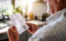 QR codes piégés dans les boîtes aux lettres : cette arnaque qui cible les seniors explose en 2026