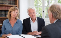 Curatelle, tutelle ou habilitation familiale : protéger un proche en 2026