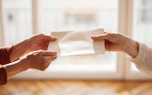 Héritage : ces 87 % de Français qui transmettent à leurs enfants sans verser un centime au fisc