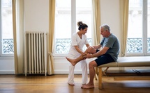 Genou : cette opération que 100 000 Français subissent chaque année pourrait empirer leur arthrose